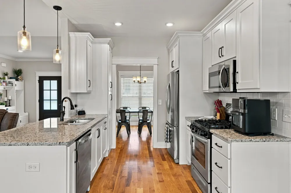 6023 W Mayflower Ct Greenbrier, TN 37073