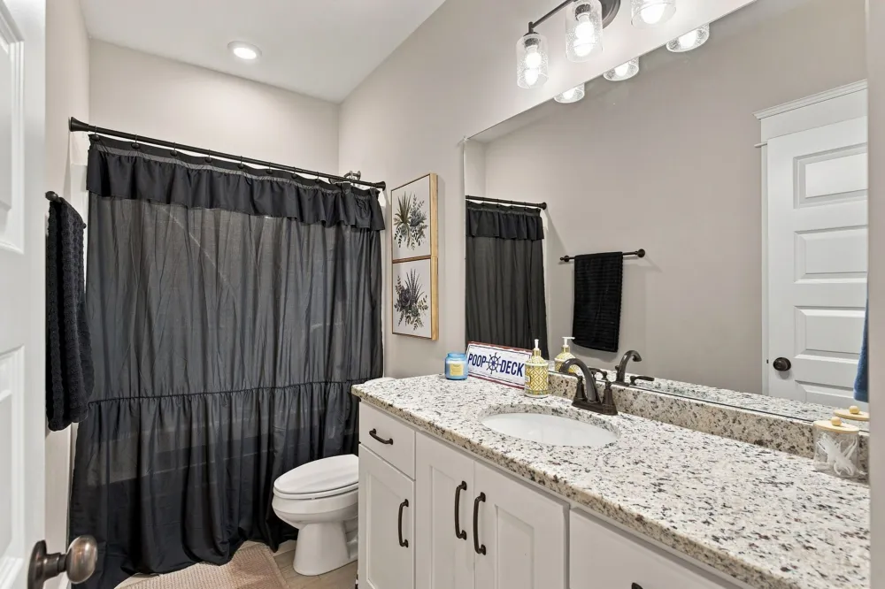 6023 W Mayflower Ct Greenbrier, TN 37073