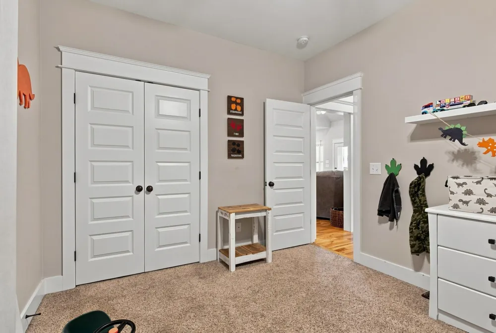 6023 W Mayflower Ct Greenbrier, TN 37073