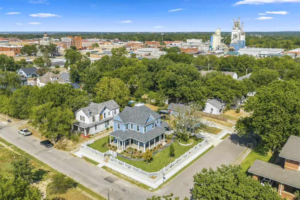 224 C STREET SW Ardmore, OK 73401