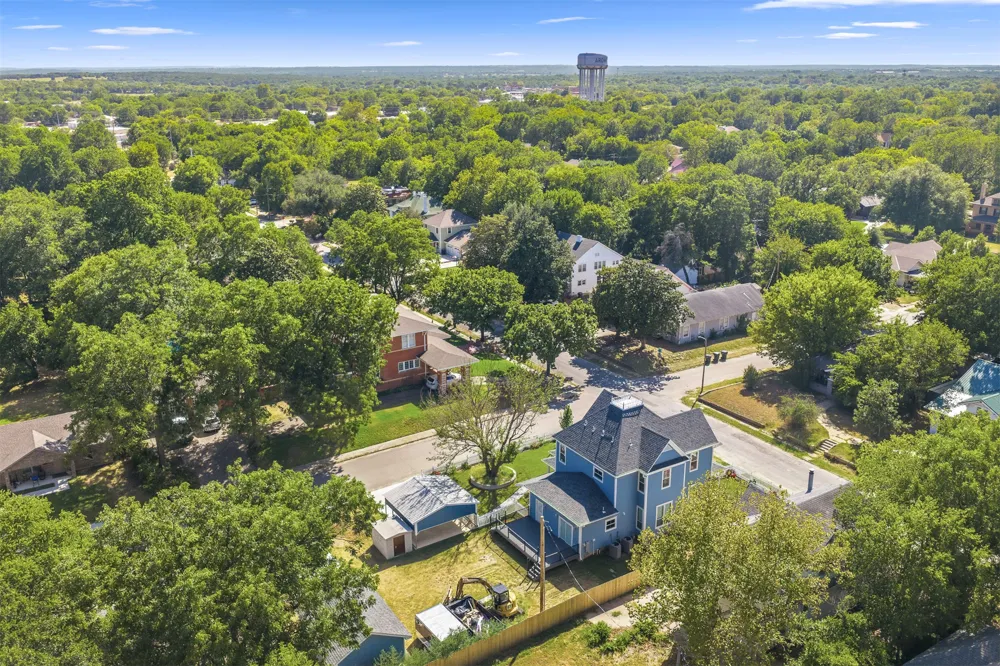 224 C STREET SW Ardmore, OK 73401
