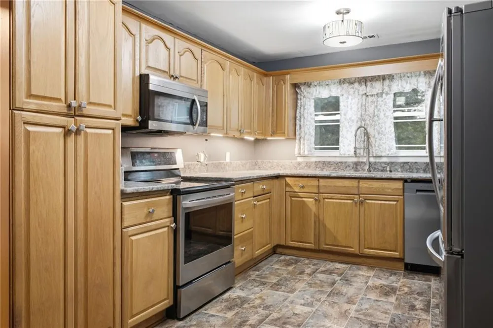 38 Nelson Street SE Silver Creek, GA 30173