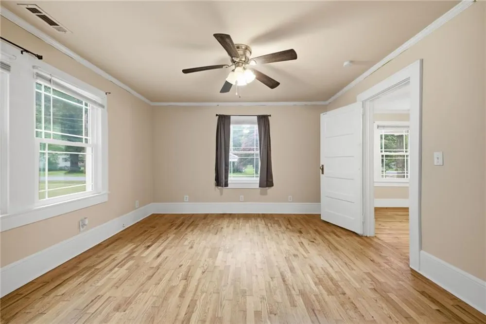 38 Nelson Street SE Silver Creek, GA 30173
