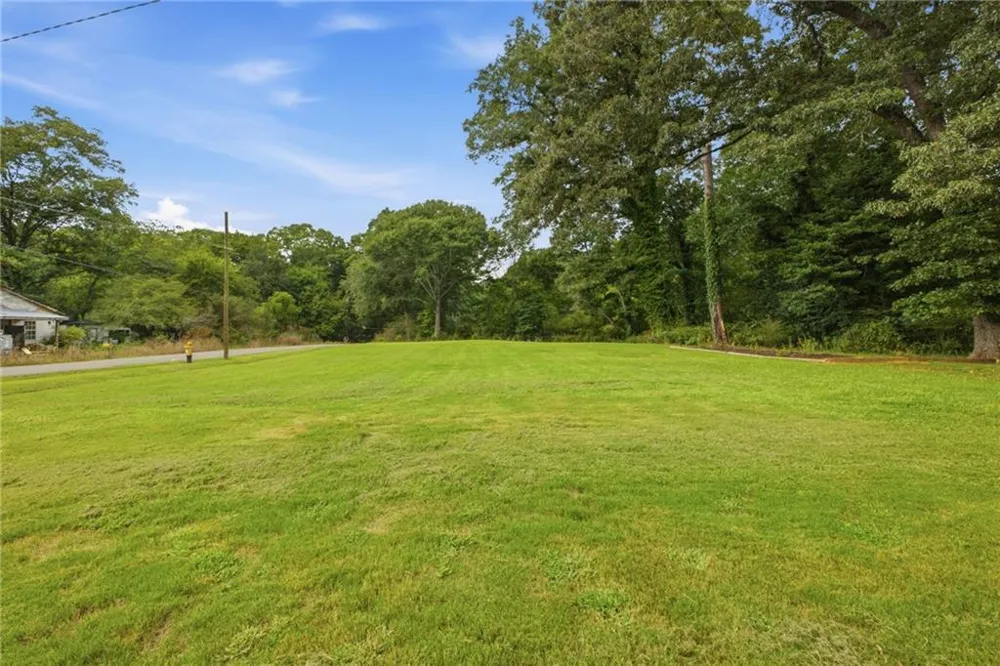 38 Nelson Street SE Silver Creek, GA 30173