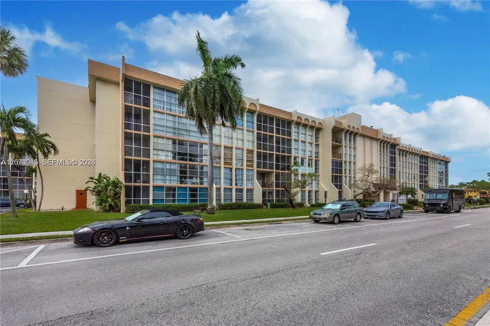 2000 Atlantic Shores Blvd #107 Hallandale Beach, FL 33009