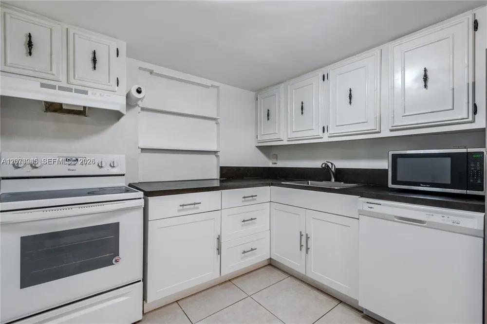 2000 Atlantic Shores Blvd #107 Hallandale Beach, FL 33009