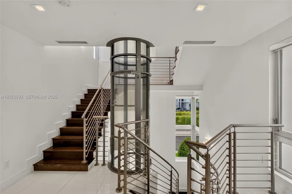 3460 NW 84th Ave Doral, FL 33122