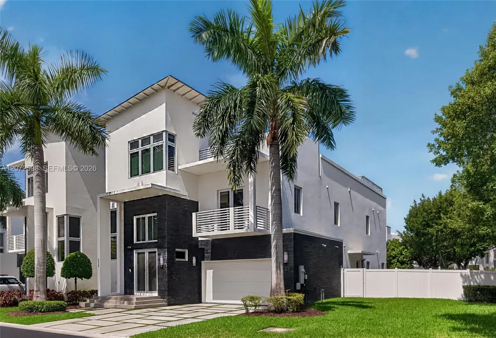 3460 NW 84th Ave Doral, FL 33122