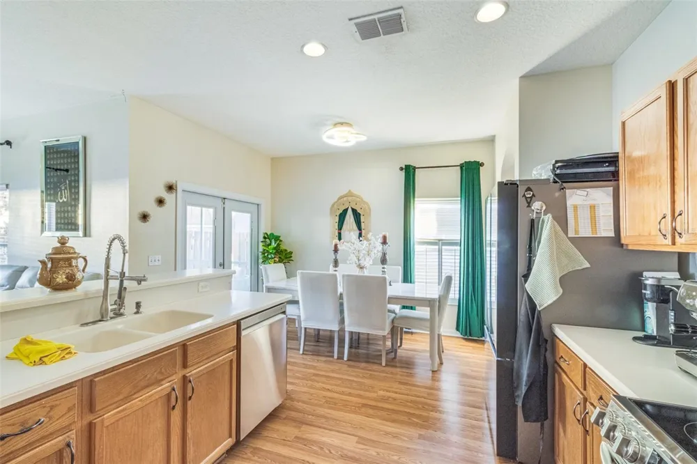 763 STAR POINTE DRIVE Seffner, FL 33584