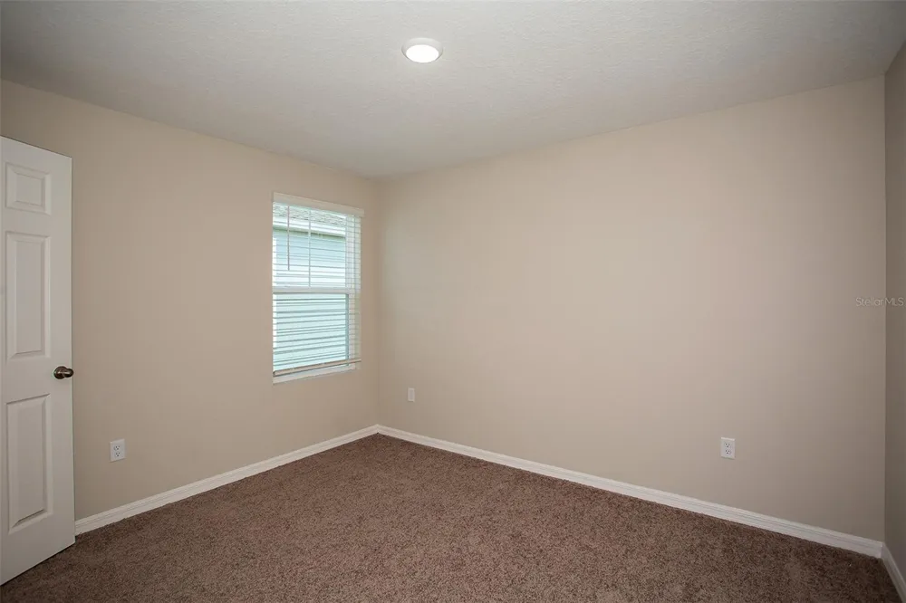 2154 LAWSON WAY Zephyrhills, FL 33541