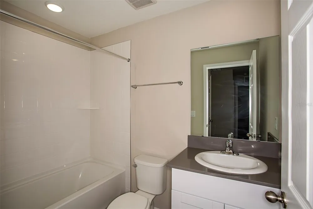 2154 LAWSON WAY Zephyrhills, FL 33541