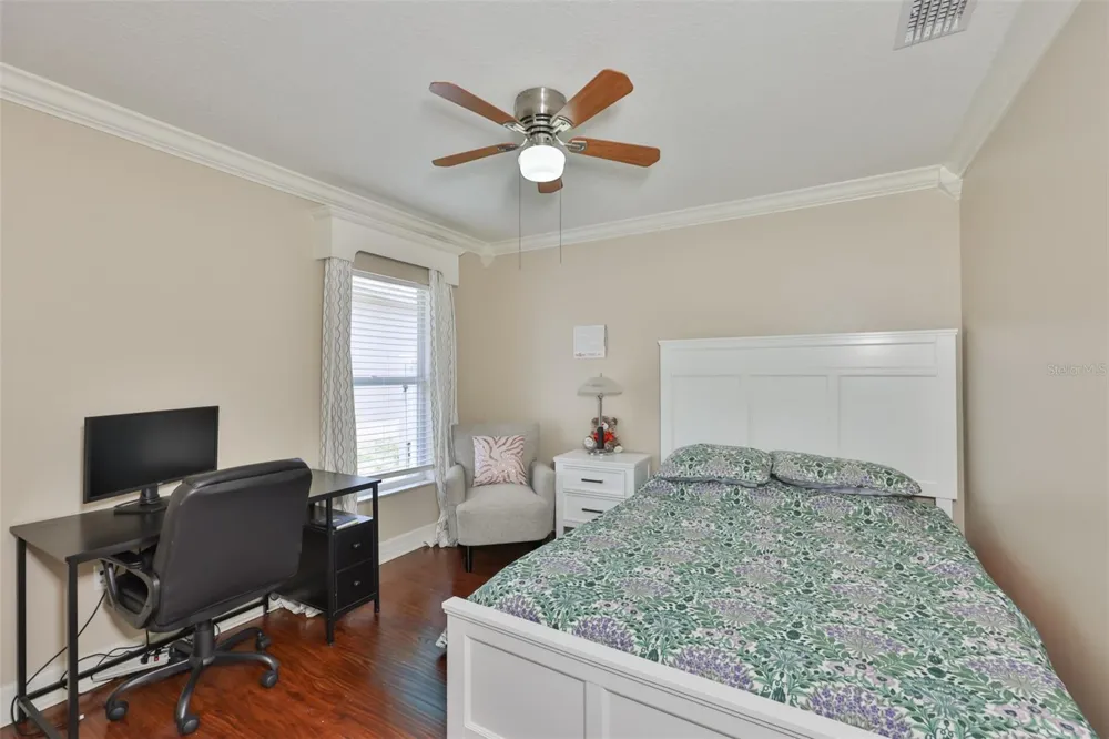 7318 GUILFORD PINE LANE Apollo Beach, FL 33572