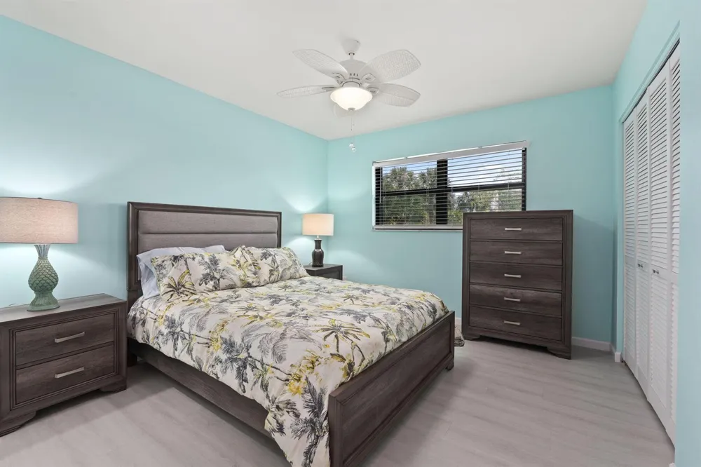 3209 S Lakeview Circle #8-101 Hutchinson Island, FL 34949