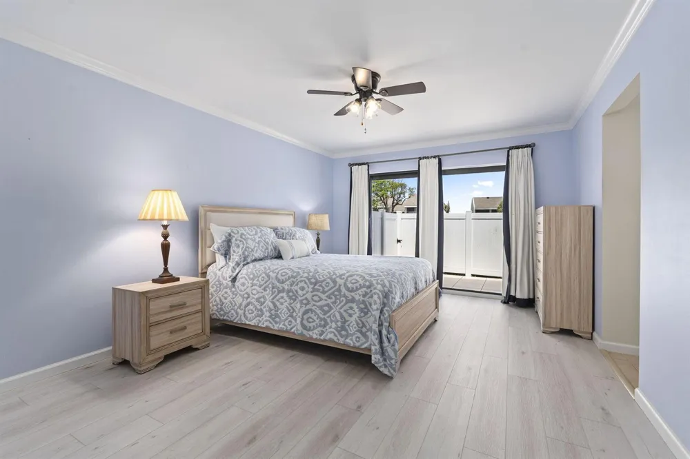 3209 S Lakeview Circle #8-101 Hutchinson Island, FL 34949
