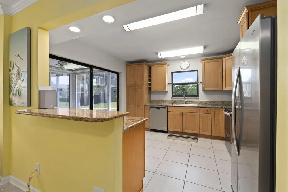 3209 S Lakeview Circle #8-101 Hutchinson Island, FL 34949
