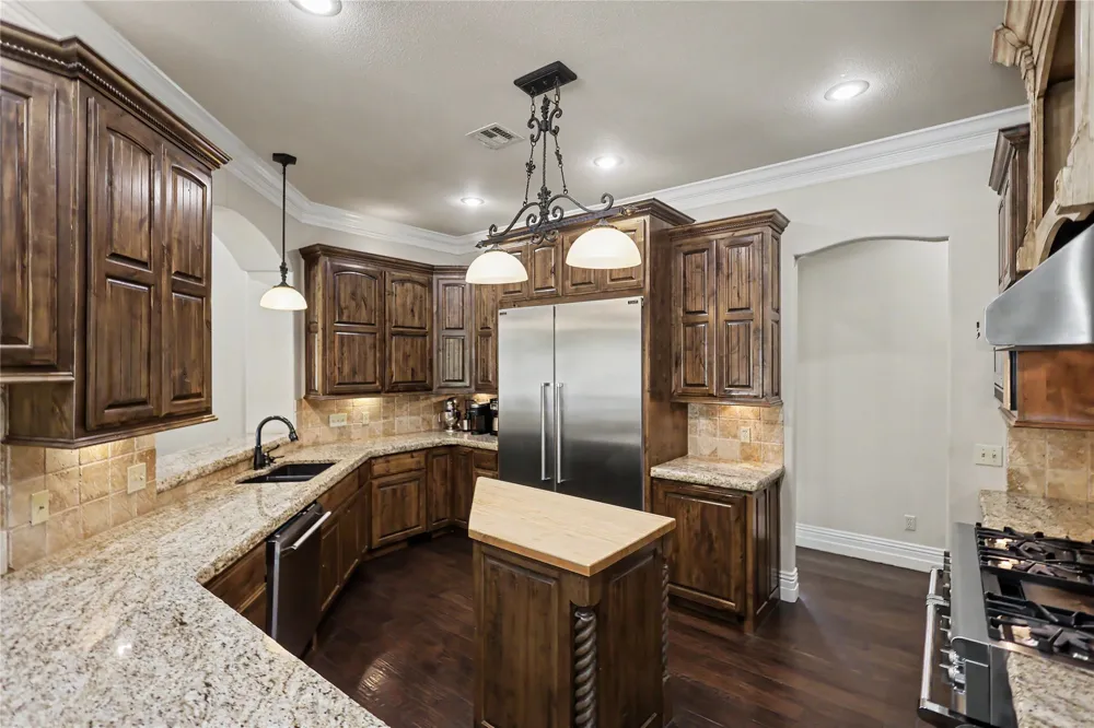 870 Cherry Springs Drive Tahlequah, OK 74464