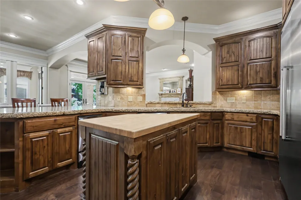 870 Cherry Springs Drive Tahlequah, OK 74464