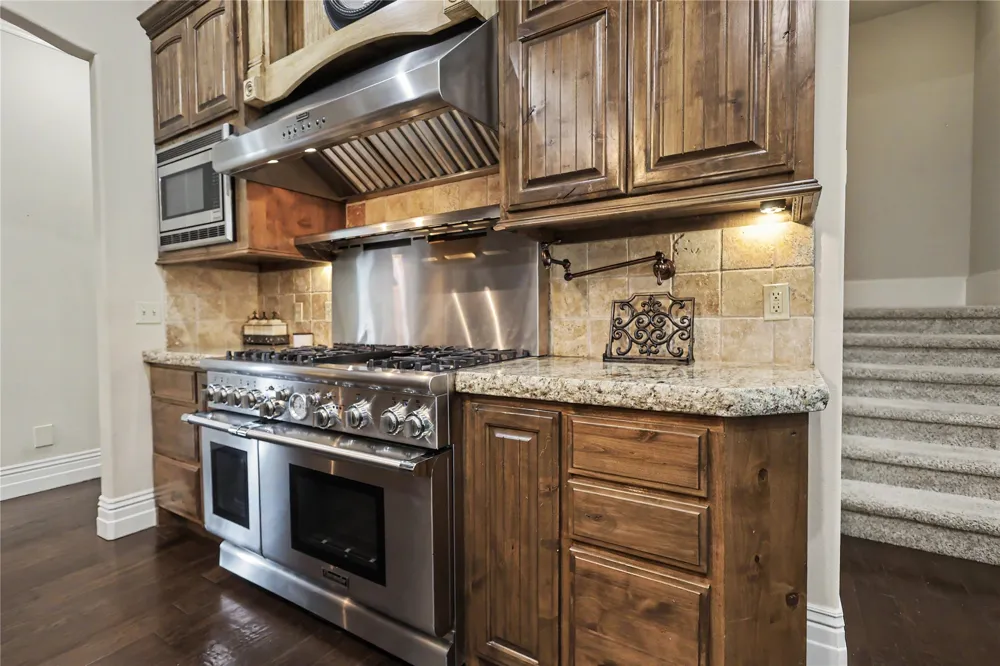 870 Cherry Springs Drive Tahlequah, OK 74464
