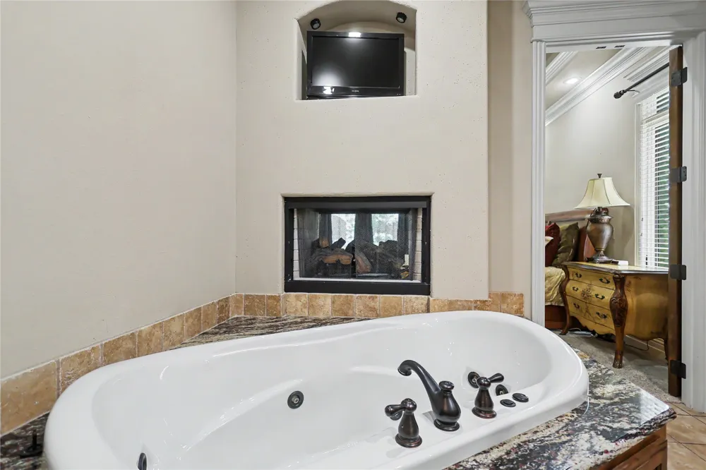 870 Cherry Springs Drive Tahlequah, OK 74464