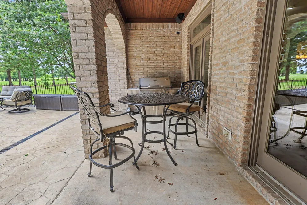 870 Cherry Springs Drive Tahlequah, OK 74464