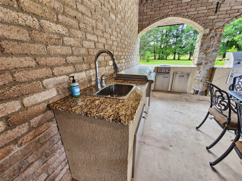 870 Cherry Springs Drive Tahlequah, OK 74464