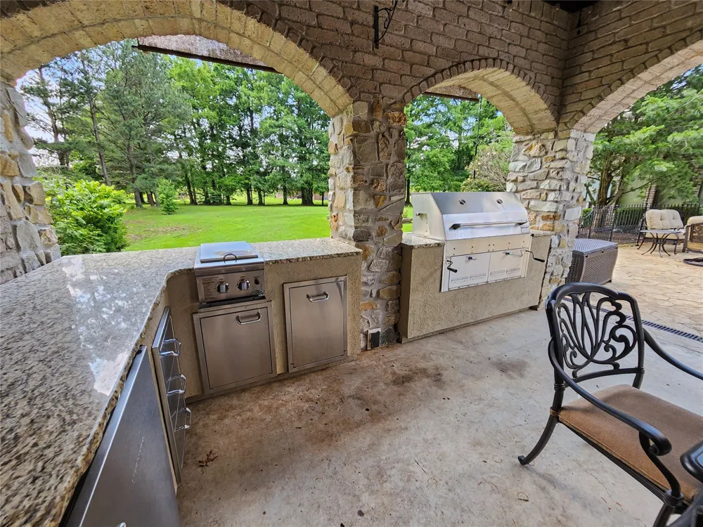 870 Cherry Springs Drive Tahlequah, OK 74464