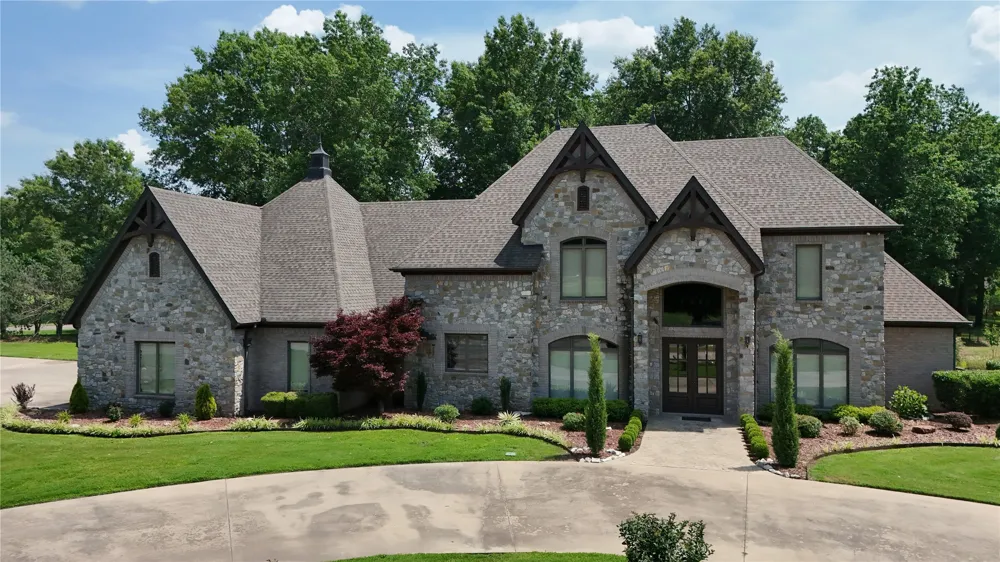 870 Cherry Springs Drive Tahlequah, OK 74464
