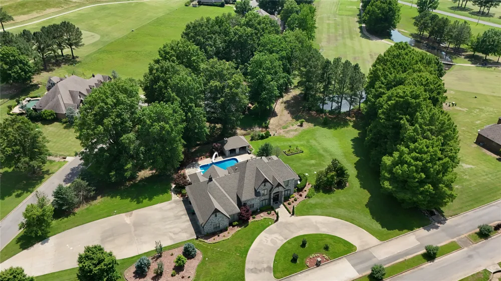 870 Cherry Springs Drive Tahlequah, OK 74464