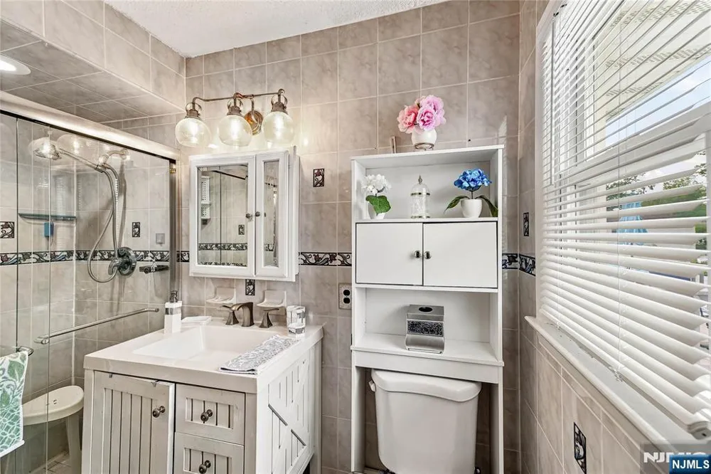5 La Rosa Drive Little Ferry, NJ 07643