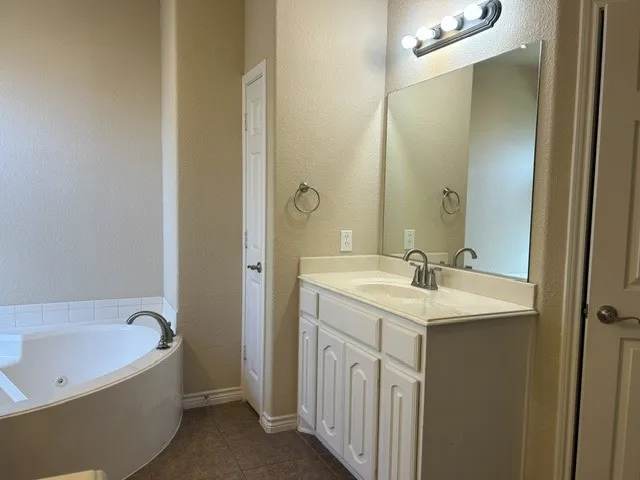4637 Poplar Ridge Drive Fort Worth, TX 76123