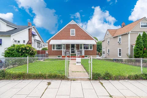 5015 HARFORD ROAD