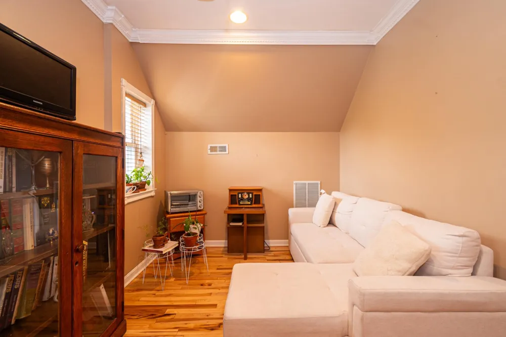 5015 HARFORD ROAD Baltimore, MD 21214