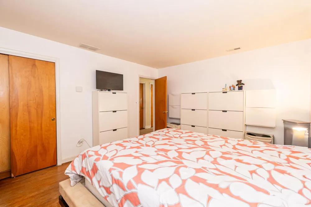 5015 HARFORD ROAD Baltimore, MD 21214