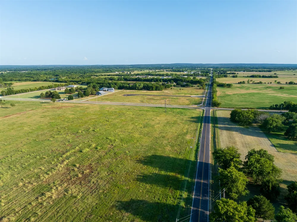 6 E 191st Street S Bixby, OK 74008