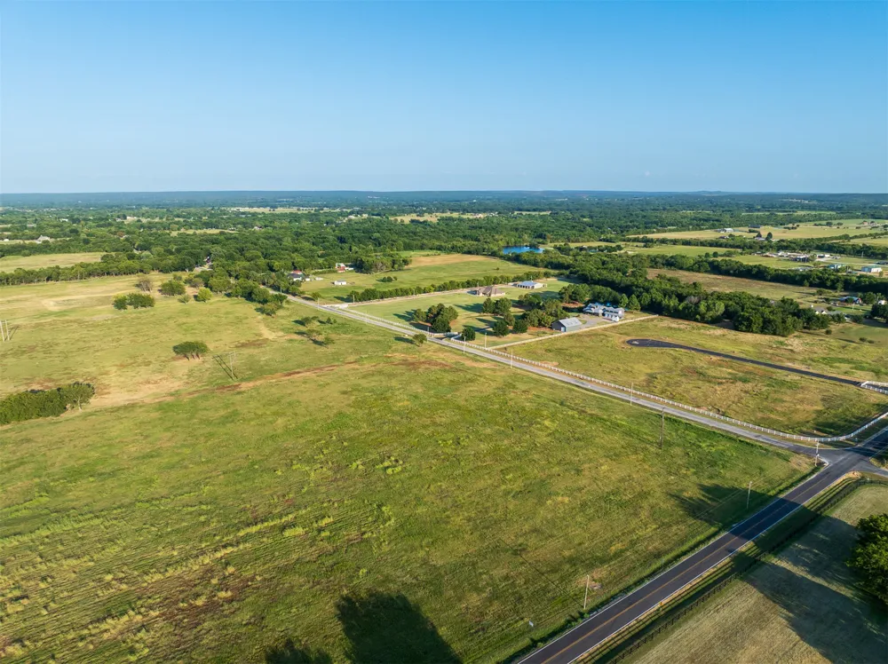 6 E 191st Street S Bixby, OK 74008