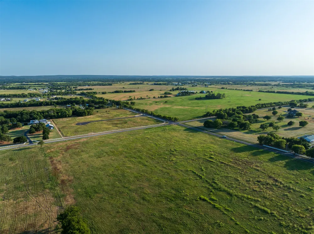 6 E 191st Street S Bixby, OK 74008