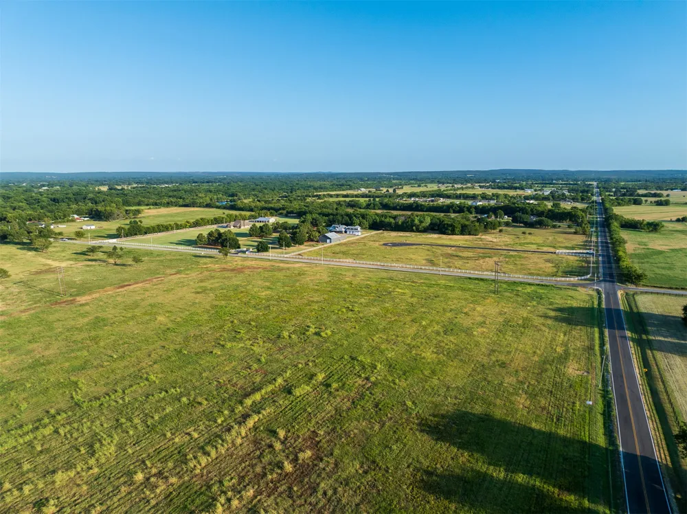 6 E 191st Street S Bixby, OK 74008