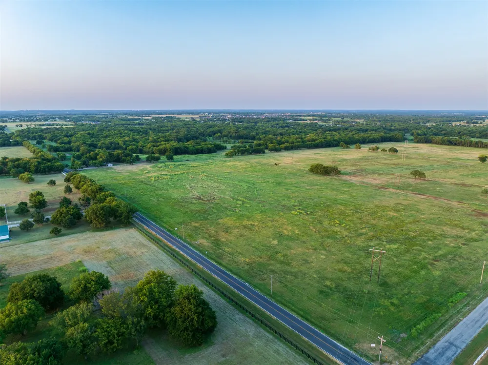 6 E 191st Street S Bixby, OK 74008