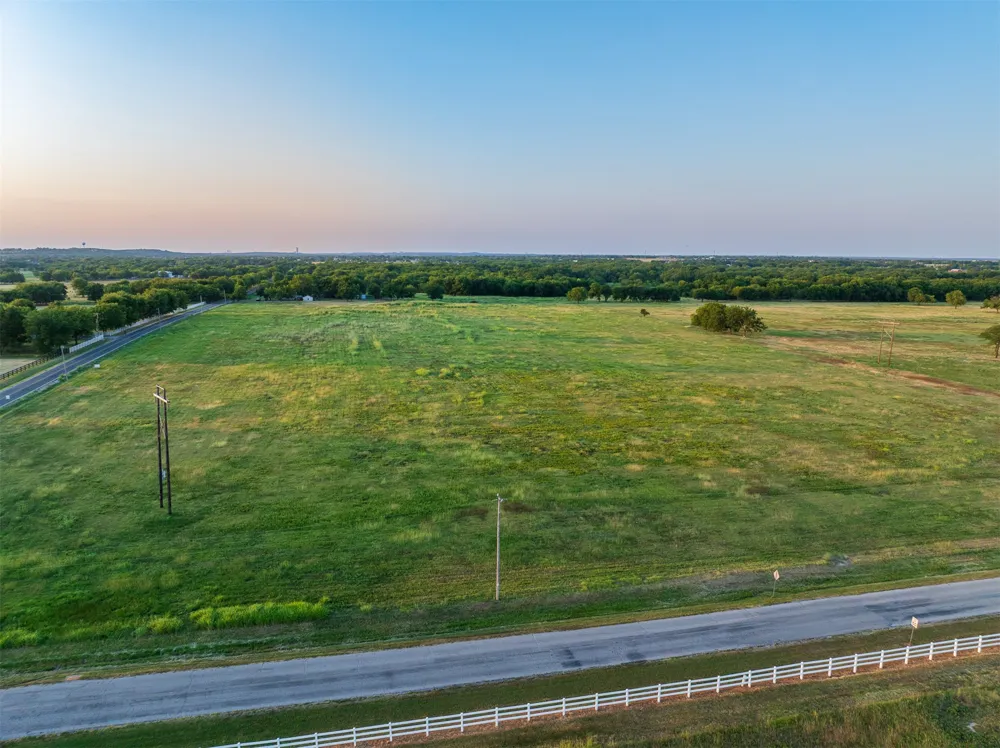 6 E 191st Street S Bixby, OK 74008