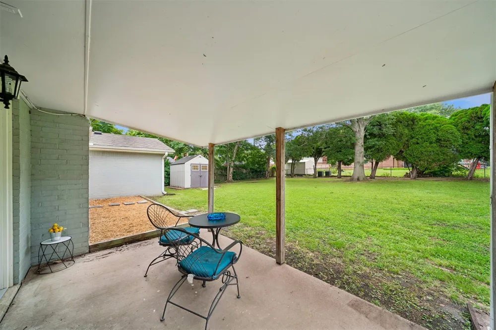 1255 May Lane Bartlesville, OK 74006