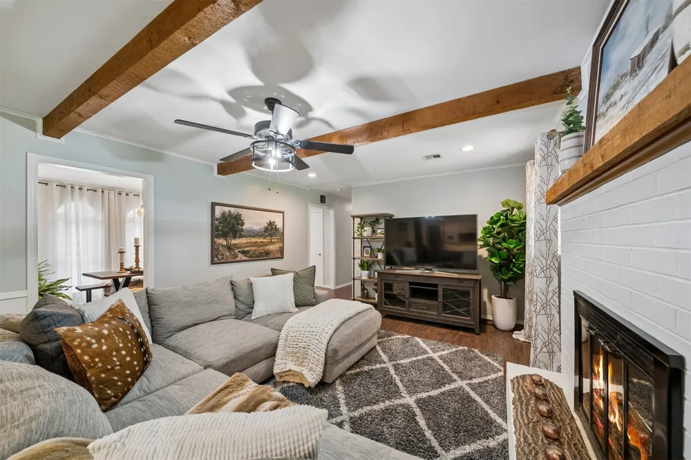 1255 May Lane Bartlesville, OK 74006