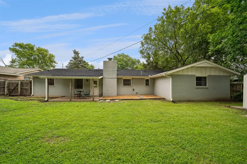 1255 May Lane Bartlesville, OK 74006