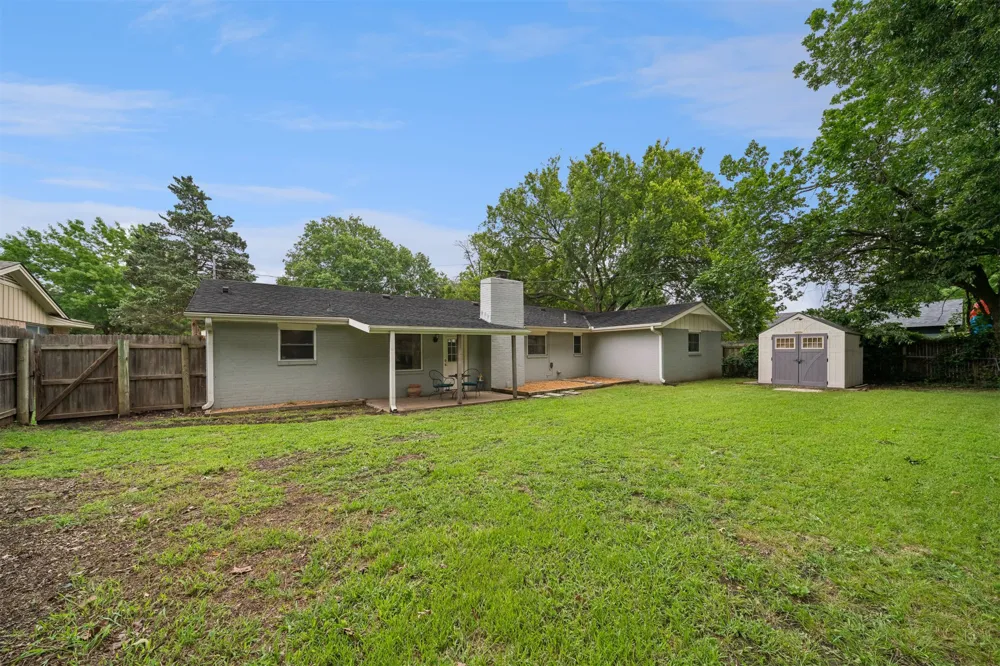 1255 May Lane Bartlesville, OK 74006