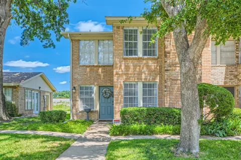 511 Towne House Lane