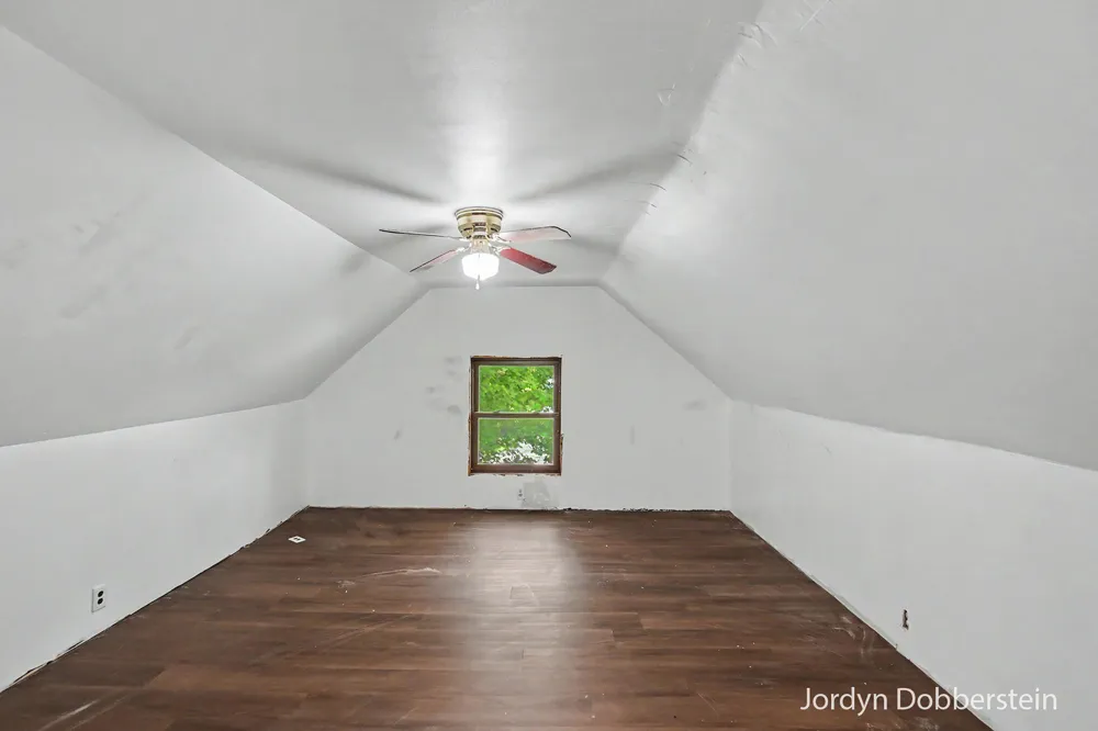 4748 Grove Street Coral, MI 49322