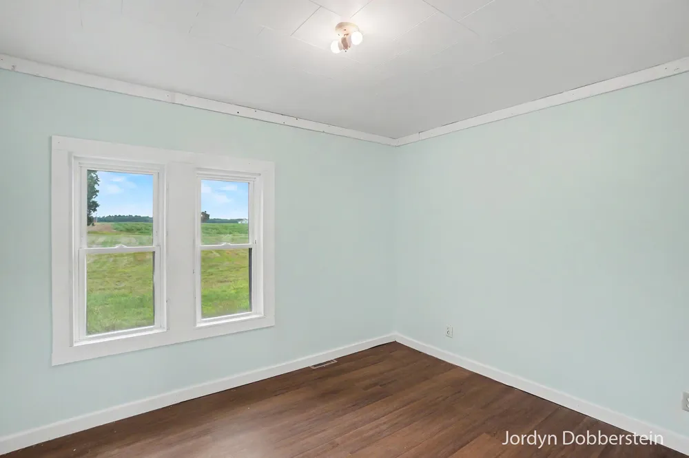 4748 Grove Street Coral, MI 49322