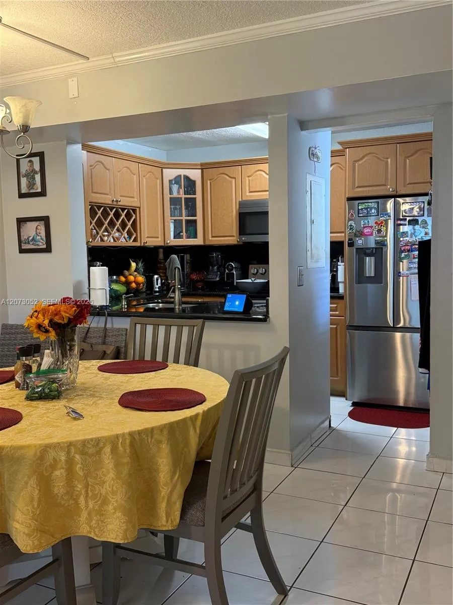 9716 Hammocks Blvd #101 Miami, FL 33196