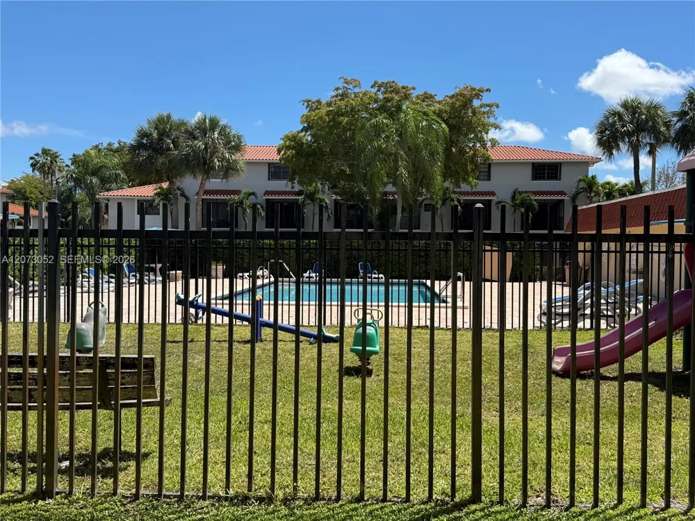 9716 Hammocks Blvd #101 Miami, FL 33196