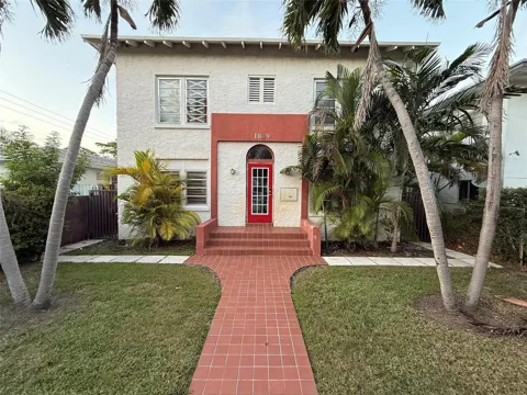 1849 Dewey Street #2