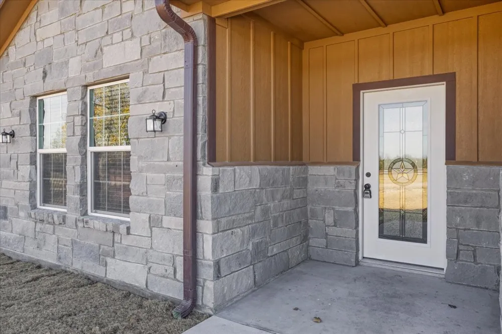 300 Private Road 36008 Honey Grove, TX 75446